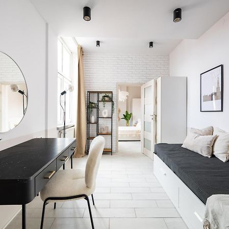 Stunning Apartment With Balcony Гданськ Екстер'єр фото