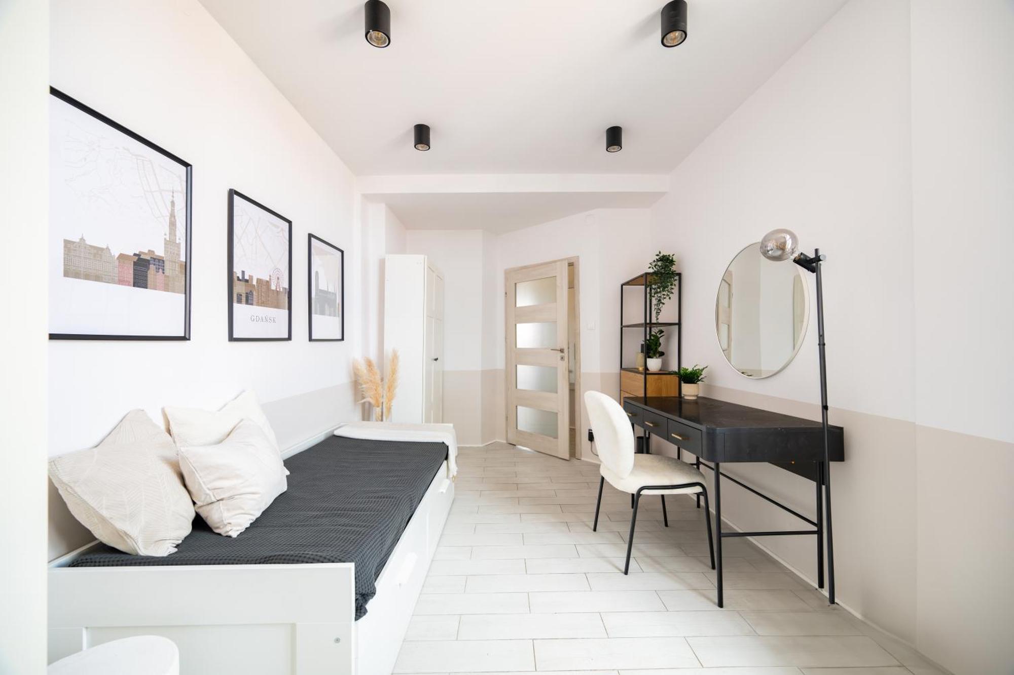 Stunning Apartment With Balcony Гданськ Екстер'єр фото