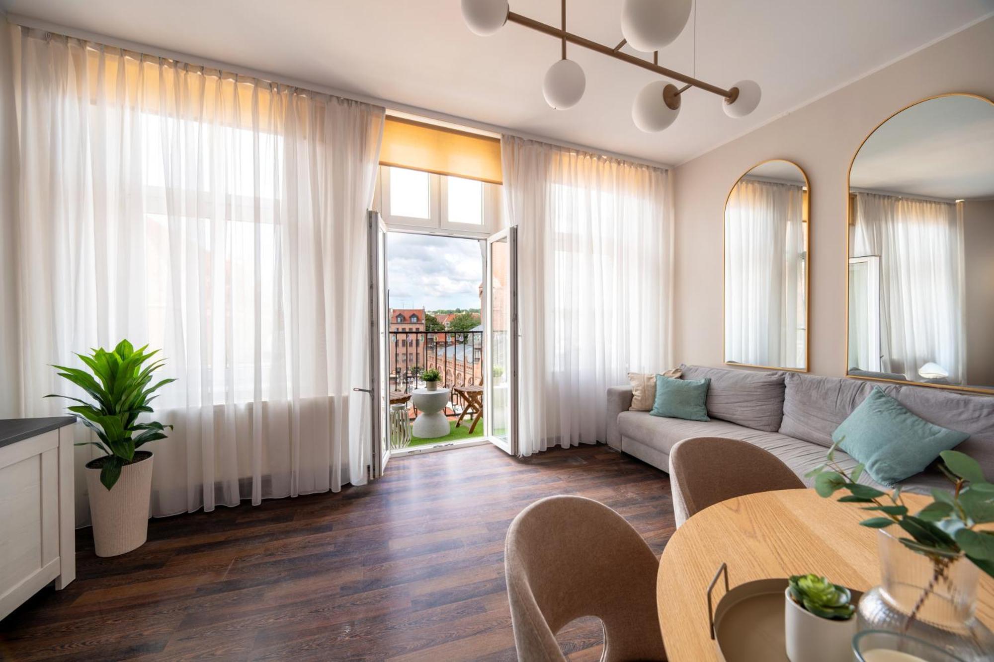 Stunning Apartment With Balcony Гданськ Екстер'єр фото