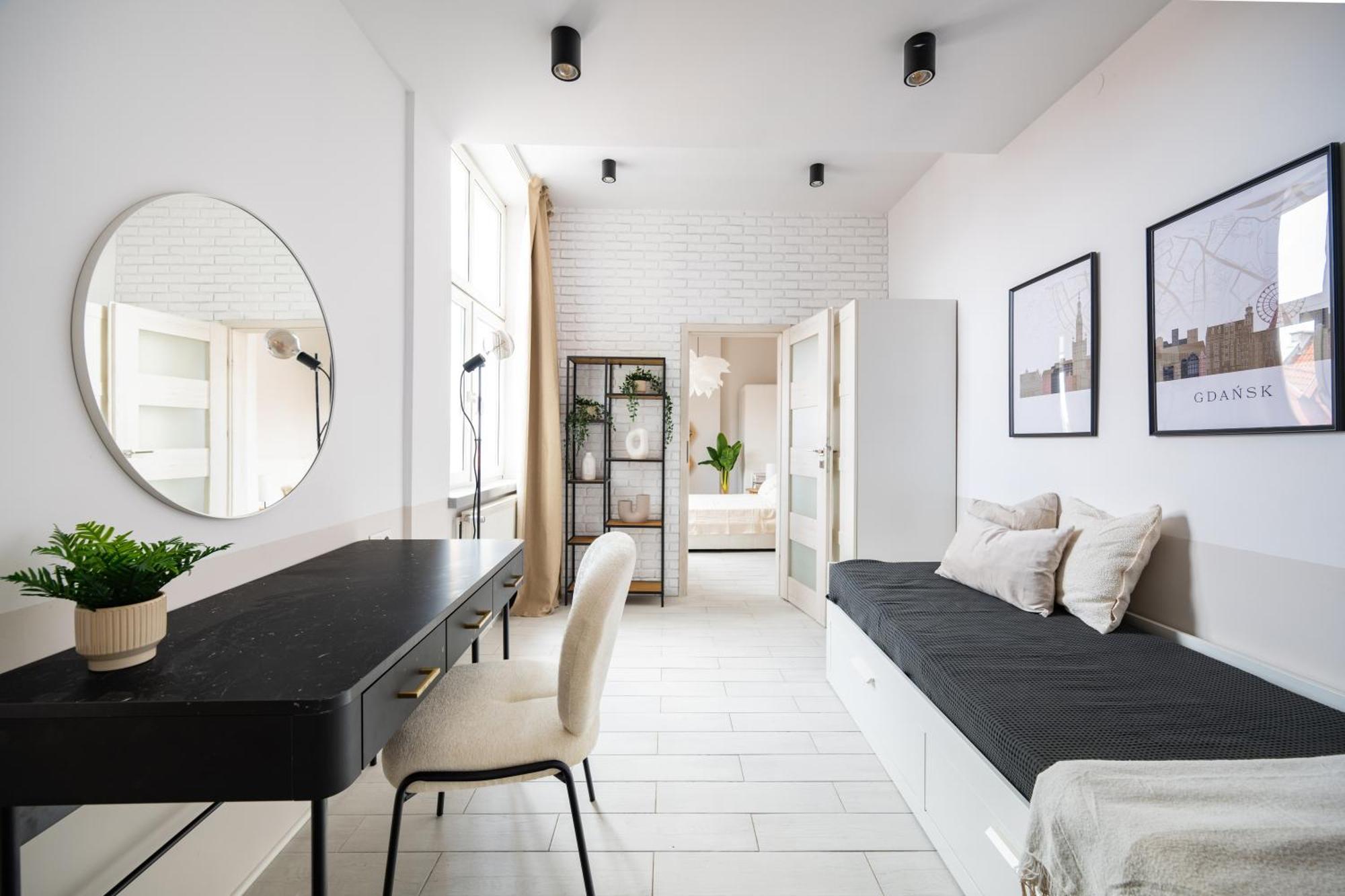 Stunning Apartment With Balcony Гданськ Екстер'єр фото